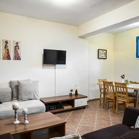Villa Nina With Private Plunge Pool, 5Km To Corfu Town Bagian luar foto