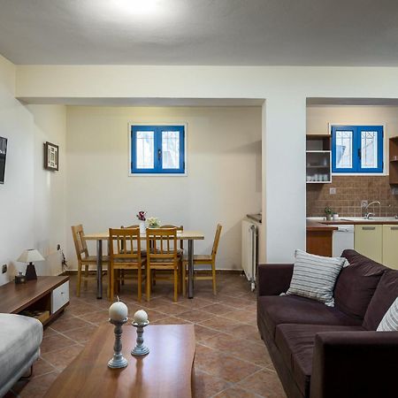 Villa Nina With Private Plunge Pool, 5Km To Corfu Town Bagian luar foto